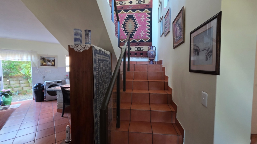 4 Bedroom Property for Sale in Boggomsbaai Western Cape